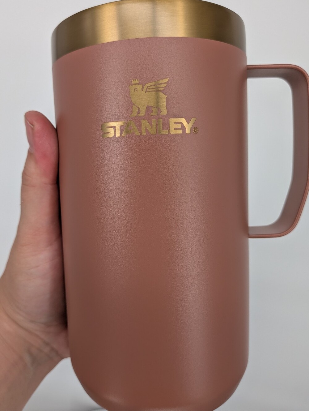 new STANLEY Stay Hot Camp coffee Mug 24 OZ Mocha Latte brown comes in gift box